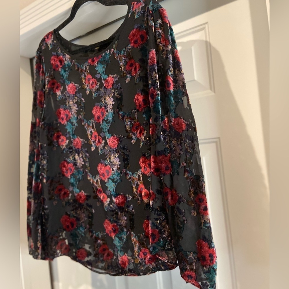 Dalia~Bold-Semi-Sheer~Velveteen~Floral~Burnout Tunic Top~Full Body Lined~Size 1X